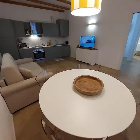 Casa Allegra Apartment *